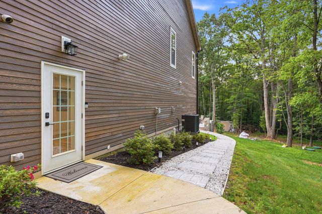659 WATERSIDE DRIVE, Harpers Ferry, WV 25425