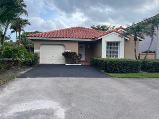 1294 Seagrape Cir, Weston, FL 33326