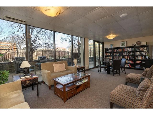 207 5th Avenue SW 802, Rochester, MN 55902