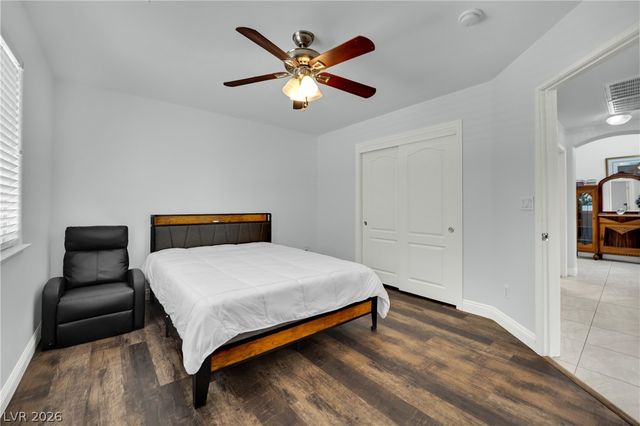 5905 Glenmere Avenue, Las Vegas, NV 89131