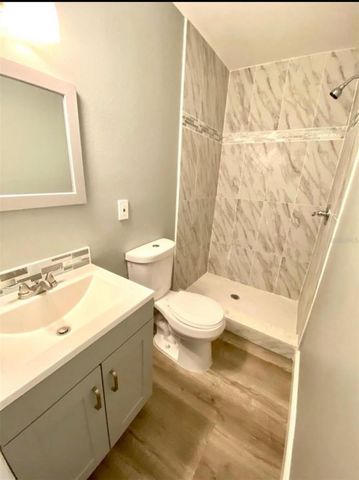 2073 LOMA LINDA WAY N, Clearwater, FL 33763