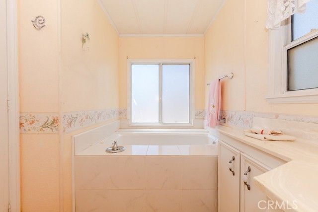 4280 Solano Road, Phelan, CA 92371