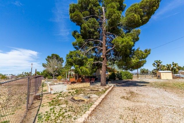 4280 Solano Road, Phelan, CA 92371