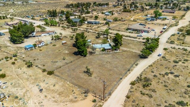 4280 Solano Road, Phelan, CA 92371