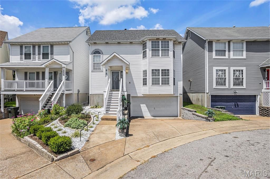 2235 Cuggiono Ct., St Louis, MO 63110