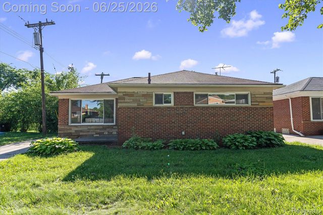 23520 Marlow Street, Oak Park, MI 48237