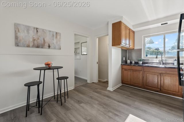23520 Marlow Street, Oak Park, MI 48237