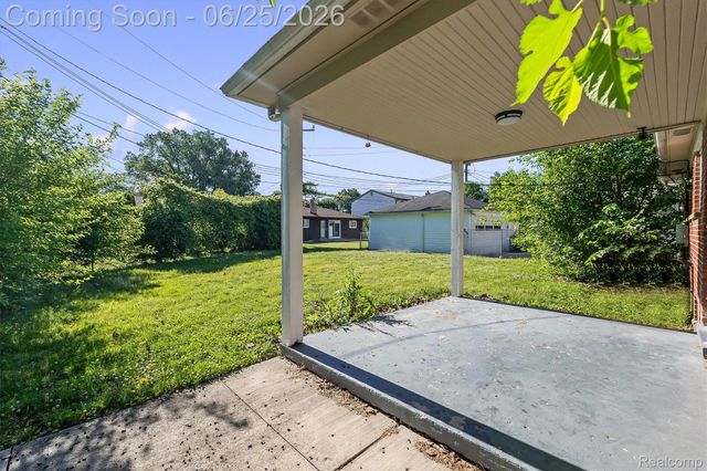 23520 Marlow Street, Oak Park, MI 48237