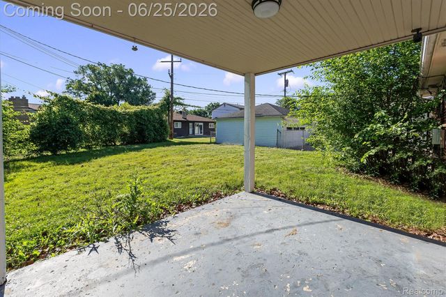 23520 Marlow Street, Oak Park, MI 48237