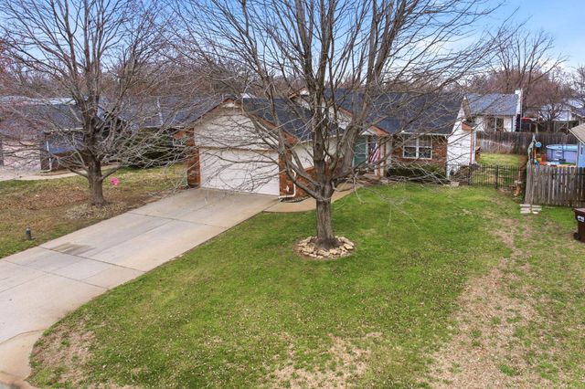 1118 N Curtis St, Wichita, KS 67212