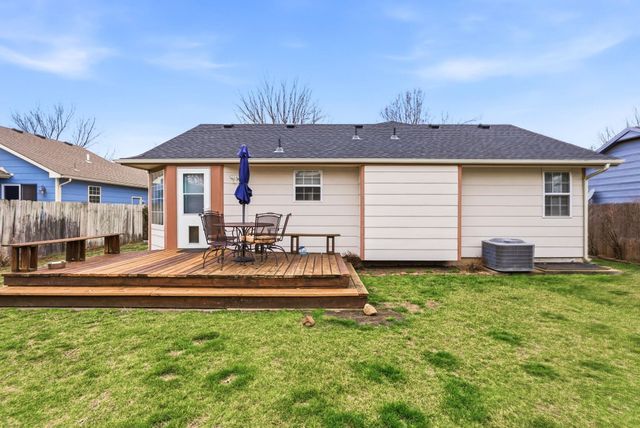 1118 N Curtis St, Wichita, KS 67212