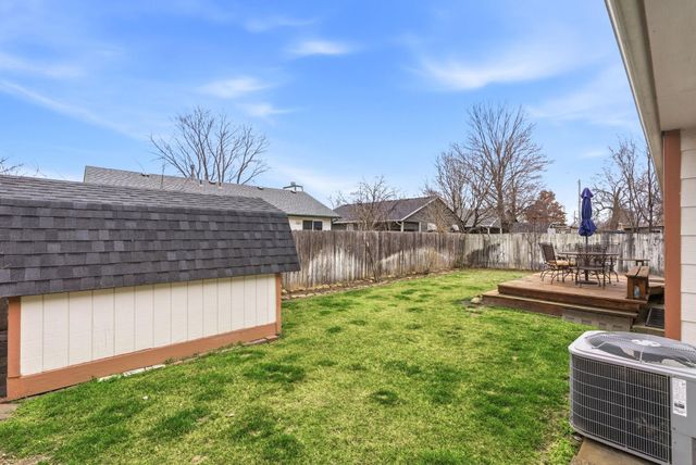 1118 N Curtis St, Wichita, KS 67212