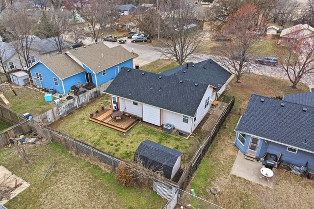 1118 N Curtis St, Wichita, KS 67212