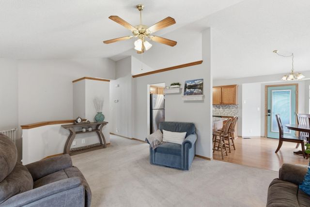 1118 N Curtis St, Wichita, KS 67212