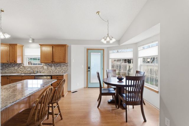 1118 N Curtis St, Wichita, KS 67212