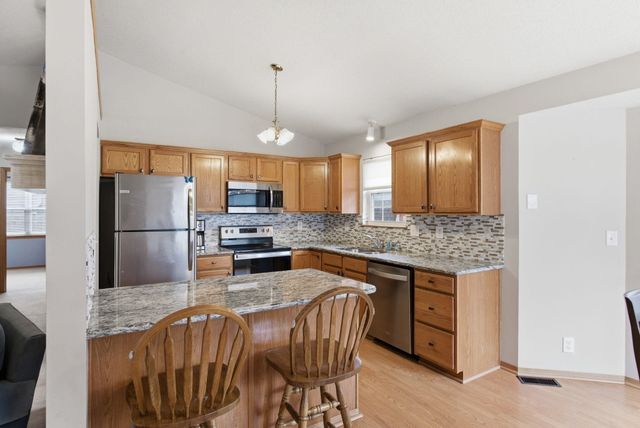 1118 N Curtis St, Wichita, KS 67212