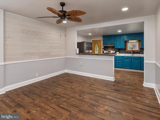 815 WARWICK RD, Baltimore, MD 21229