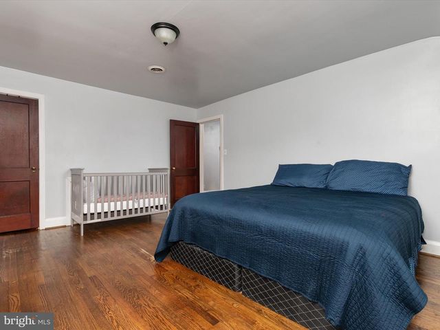 815 WARWICK RD, Baltimore, MD 21229