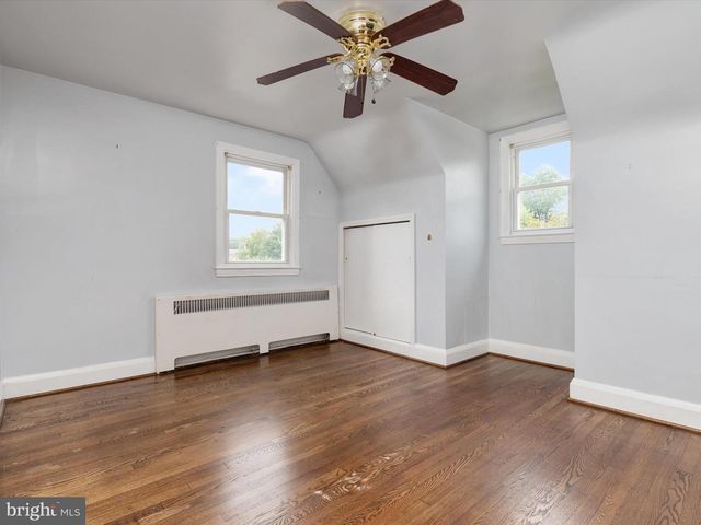 815 WARWICK RD, Baltimore, MD 21229