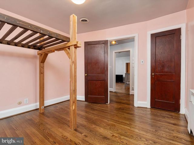 815 WARWICK RD, Baltimore, MD 21229