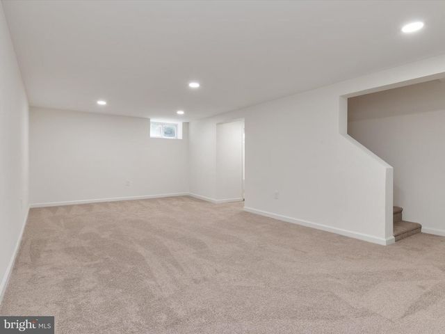 815 WARWICK RD, Baltimore, MD 21229