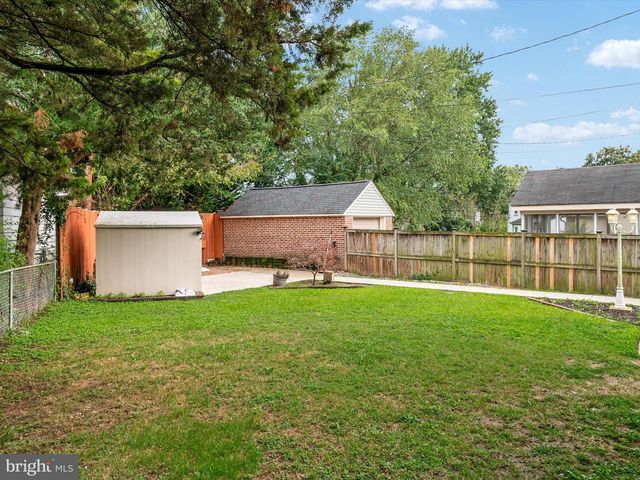 815 WARWICK RD, Baltimore, MD 21229