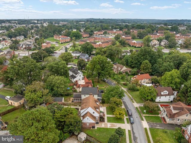 815 WARWICK RD, Baltimore, MD 21229