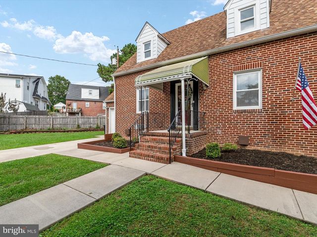 815 WARWICK RD, Baltimore, MD 21229