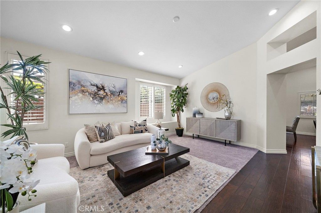 974 Silvercreek Road, Corona, CA 92882 — photo 4
