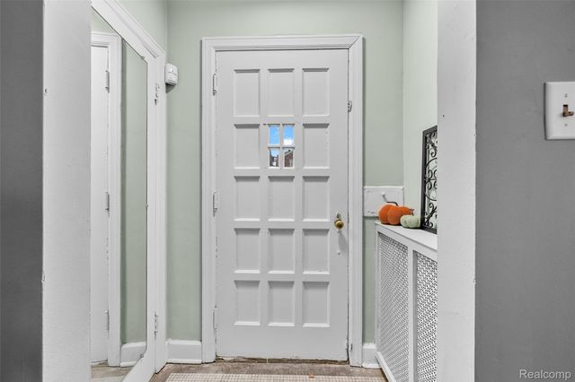 1332 Fort Park Boulevard, Lincoln Park, MI 48146