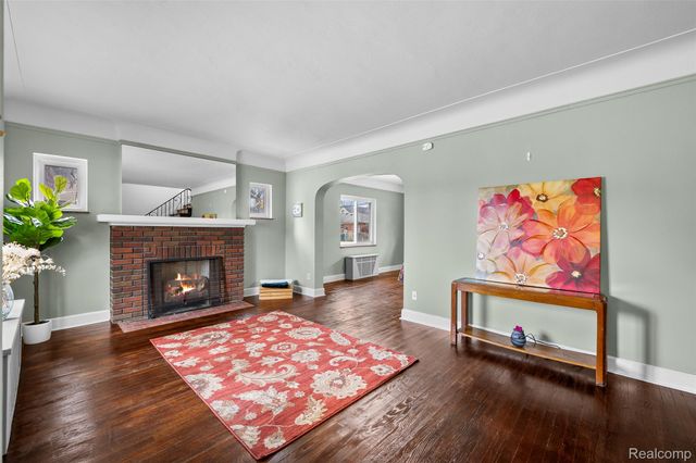 1332 Fort Park Boulevard, Lincoln Park, MI 48146