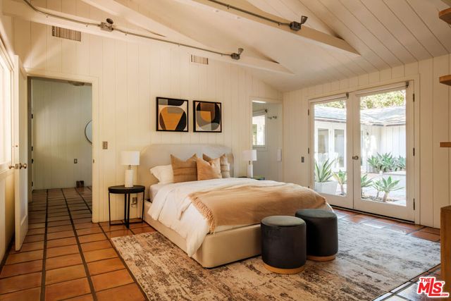 1784 Old Ranch Road, Los Angeles, CA 90049