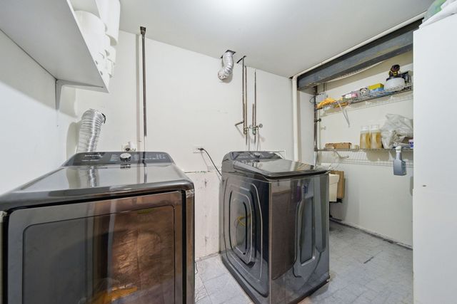 1220 Harvest Lane, University Park, IL 60484