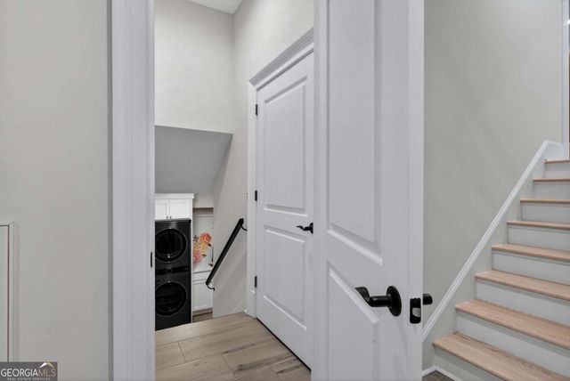 42 Chaucer Street, Savannah, GA 31410