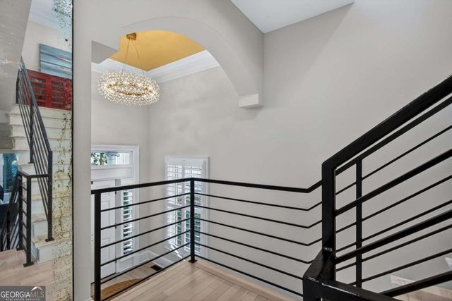 42 Chaucer Street, Savannah, GA 31410