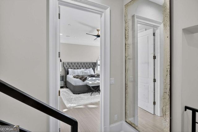 42 Chaucer Street, Savannah, GA 31410