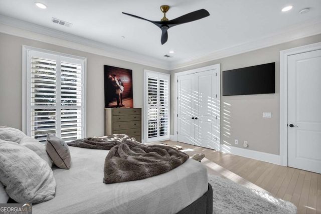 42 Chaucer Street, Savannah, GA 31410