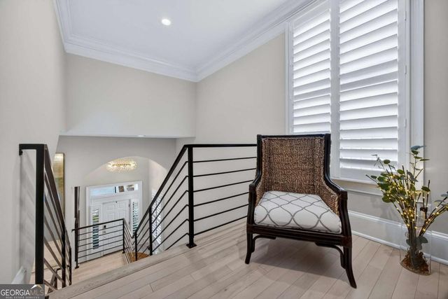 42 Chaucer Street, Savannah, GA 31410