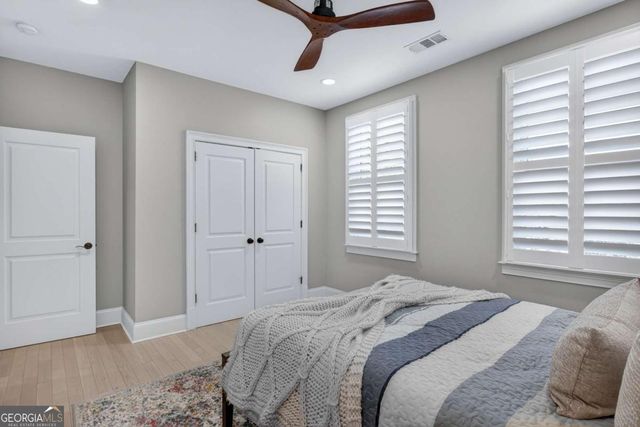 42 Chaucer Street, Savannah, GA 31410