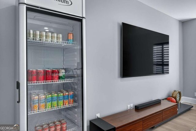 42 Chaucer Street, Savannah, GA 31410