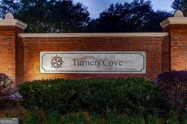 42 Chaucer Street, Savannah, GA 31410