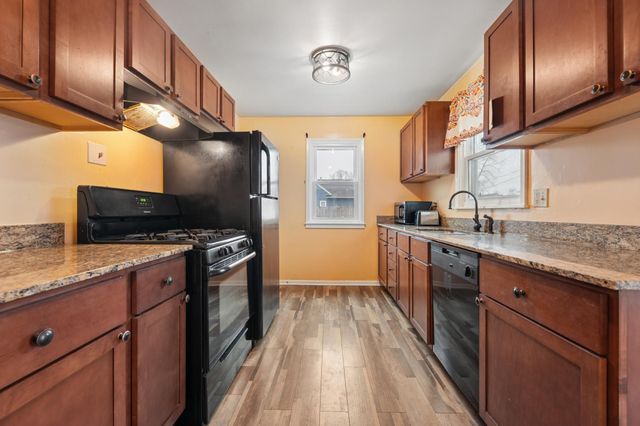 5401 Hampshire Avenue N, Crystal, MN 55428