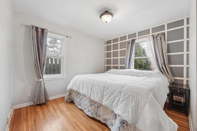 5401 Hampshire Avenue N, Crystal, MN 55428