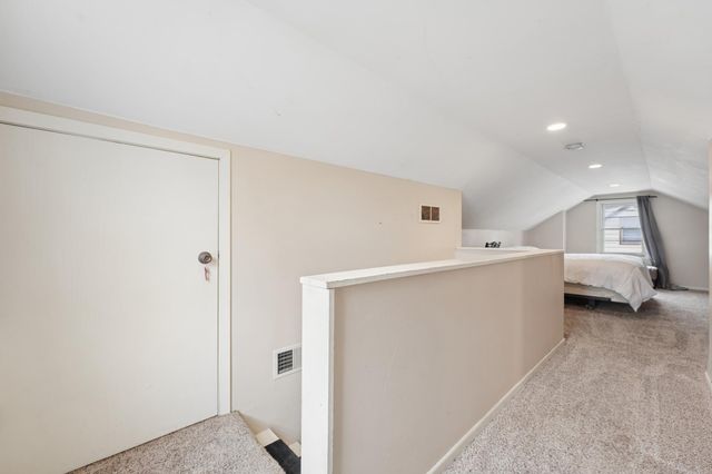 5401 Hampshire Avenue N, Crystal, MN 55428