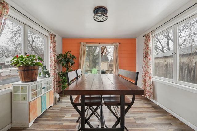 5401 Hampshire Avenue N, Crystal, MN 55428