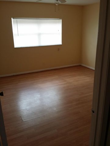 2580 NW 52nd Avenue C16, Lauderhill, FL 33313