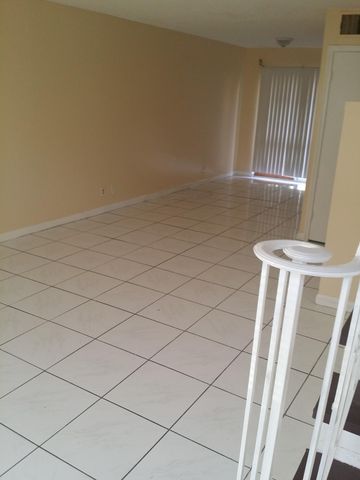 2580 NW 52nd Avenue C16, Lauderhill, FL 33313