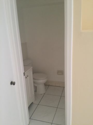 2580 NW 52nd Avenue C16, Lauderhill, FL 33313