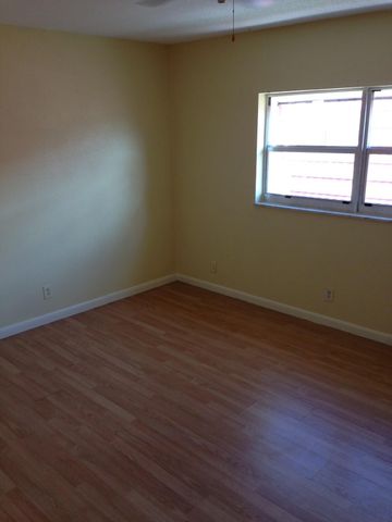 2580 NW 52nd Avenue C16, Lauderhill, FL 33313