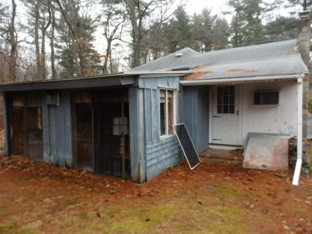 12 Eastwood Rd, Stoughton, MA 02072